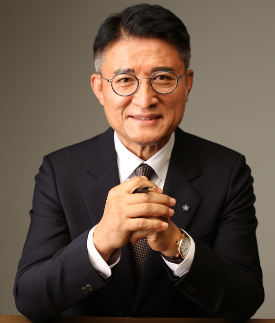 국립 한국교통대학교 총장 선거에서 1순위 임용후보자로 선출된 윤승조 교수.